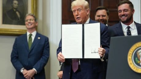 Trump verhängt neue Strafzölle: Kanada und Schweiz trifft es besonders hart