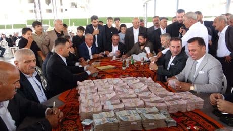 Damada 7 buçuk milyon, geline 1 buçuk kilo altın!