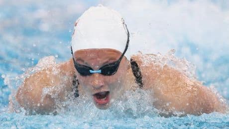 Summer McIntosh, la jeune nageuse canadienne qui a battu trois records du monde en cinq jours