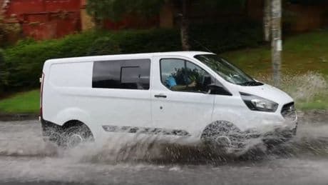 Las impactantes imágenes en Reino Unido tras sufrir el azote de la tormenta Floris