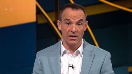Martin Lewis urges everyone with a phone to text 5-digit code to slash bills