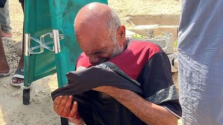Gaza: Hilfsgüter-Kiste soll 14-jährigen Jungen erschlagen haben