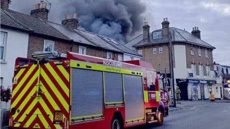 Londoners warned to keep doors and windows closed after 70 firefighters rush to Erith blaze