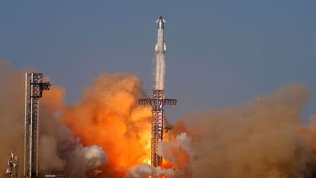 El Starship llega a la órbita terrestre, pero se rompe y cae al océano Índico tras perder fuel