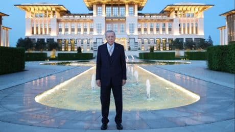 Erdoğan'ın maaş ödeneği yetmeyecek