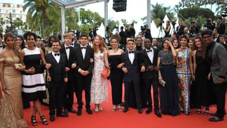 Cannes : ces mystérieux jeunes inconnus à qui Thierry Frémaux fait monter les marches