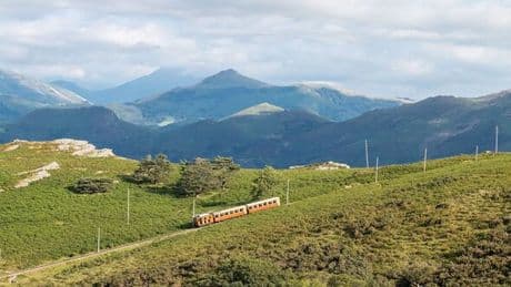 The epic 35-minute train journey along a scenic border at 2,969ft altitude