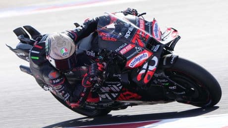 Bezzecchi le birla la pole a Álex Márquez en el último suspiro y Marc saldrá cuarto en Misano