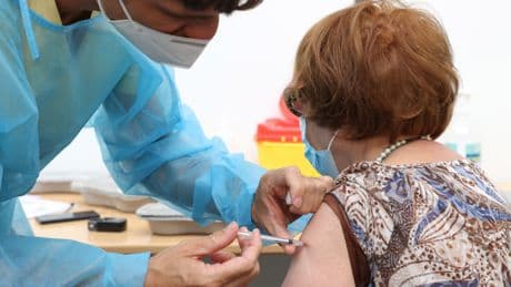 Et si la vaccination des résidents en Ehpad devenait obligatoire?