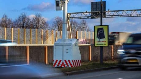 Deel flitspalen en trajectcontroles werkt niet na hack: Openbaar Ministerie schimmig over omvang problemen