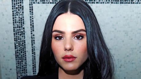 Interview: Ruby O. Fee : "Keine Sorge – mein Gehirn funktioniert auch im Bikini"