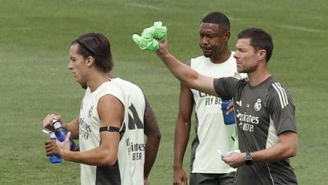 Xabi: "Estoy muy de acuerdo con el club sobre el partido de Miami. Ahora, no cabe"