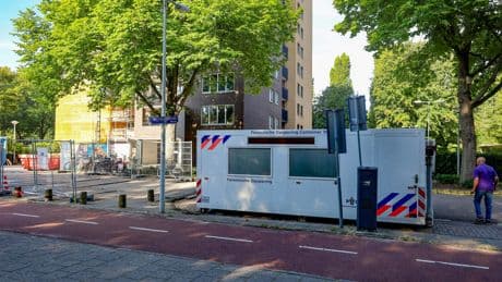 Mysterieuze dood van geliefde Irene (80) schokt buurt: ’Ik heb daar iemand crack zien roken’