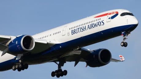 Gatwick Airport chaos after two flights have midair emergencies within a minute