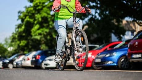 Verkehrswende: Warum in NRW immer wieder Straßenparkplätze wegfallen