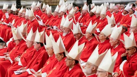 Conclave, scende il quorum per l’elezione. E Hollerich fa il nome di Grech