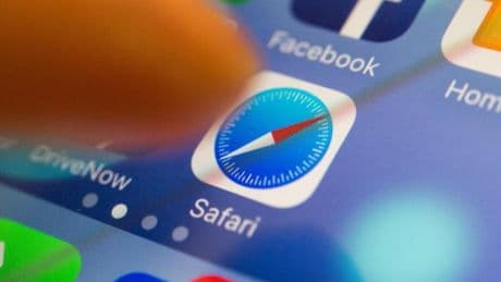 Apple prüft Wechsel zu AI-Suche in Safari – Alphabet-Aktie stürzt ab