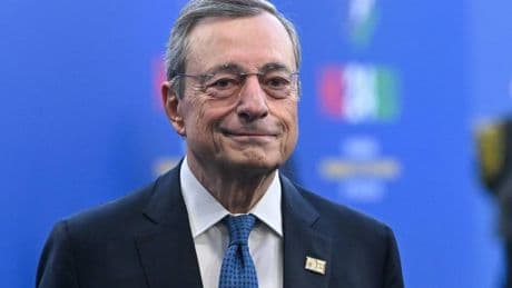 Le femministe volevano Draghi, la sparata di Travaglio e Elodie: quindi, oggi…