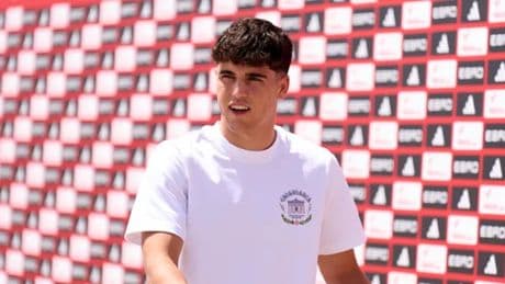 Pau Cubarsí llegó a Las Rozas con otro título más y los apuntes de selectividad