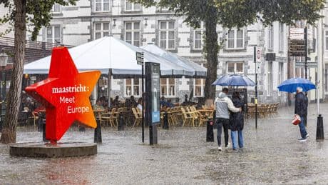 LIVE | Code geel om stevige onweersbuien in zuiden van Limburg