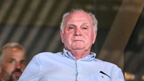 Kritik an Transfer-Wahnsinn: Hoeneß tobt: "Rücke vor bis zur Schlossallee, dann kommt irgendein Scheich …"