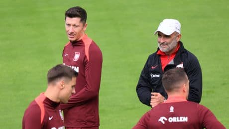 Lewandowski gana el pulso con el seleccionador de Polonia