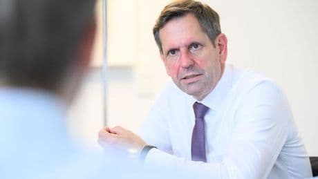Sondervermögen: Regierungschef Lies: Milliarden schnell investieren