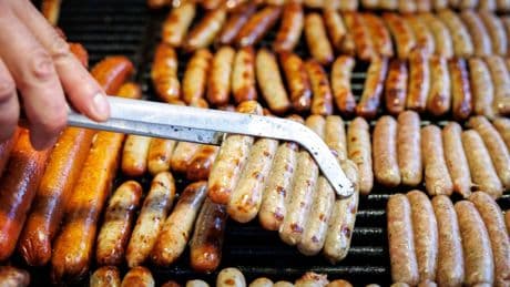 Nürnberger Gastronomin: Ein Boxkampf soll den Streit um die Bratwurst klären