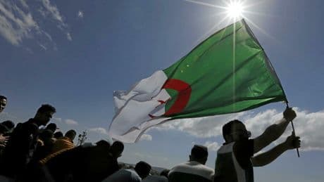 Kamel Daoud : « Être jeune en Algérie et choisir entre le bus ou la chaloupe »