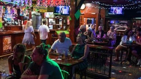 Benidorm in Spanien: Britischer Bräutigam stirbt bei seinem Junggesellenabschied