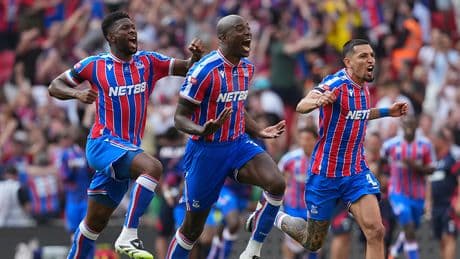 Liverpool penaltılarda kaybetti! Crystal Palace kupaya uzandı