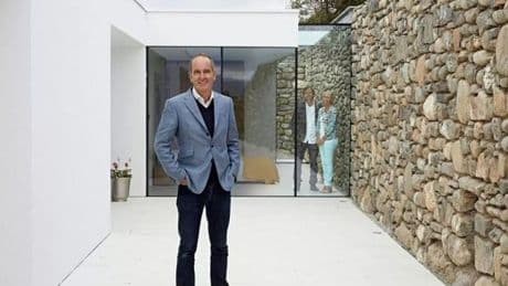 Home featured in Channel 4’s Grand Designs faces ‘immediate threat’ of crumbling into sea