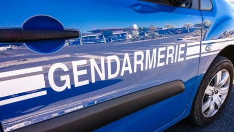 Gard : un fidèle tué à coups de couteau par un autre fidèle dans une mosquée