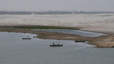 «Plus une goutte ne coulera»: Le Pakistan met en garde contre les risques d’une guerre de l’eau avec l’Inde