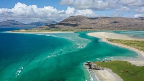 Beautiful UK staycation 'dupe' boasts stunning beach 'just like the Caribbean'