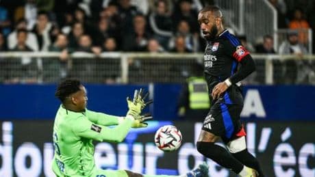 Ligue 1 : l’OL s’impose à Auxerre et grimpe à la quatrième place