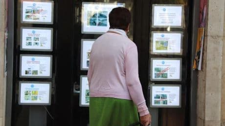 El vídeo de TikTok que muestra la realidad de la vivienda en Barcelona: 1.000 euros de alquiler sin ventana exterior