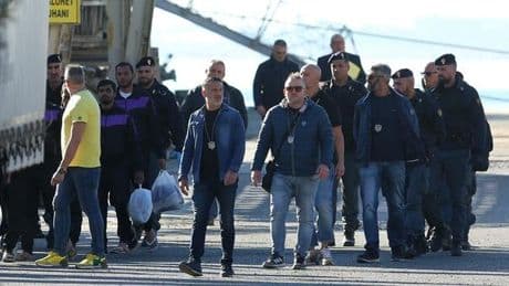 Migranti, le regole europee: «Sì ai Paesi terzi sicuri per rimpatri più veloci»