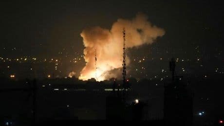 Explosionen bei Teheran – Israel führt „Präventivschlag“ gegen den Iran aus
