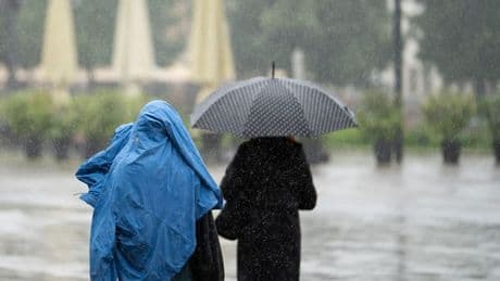 Sturm an der Nordsee und starker Regen am Alpenrand erwartet