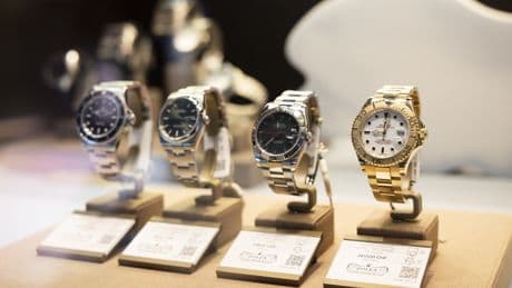 Los aranceles no consiguen parar los relojes suizos