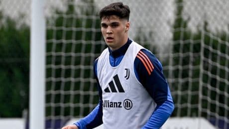 <p>Adzic non pu&ograve; pi&ugrave; giocare con la Juve Next Gen: Tudor, cosa aspetti?</p>