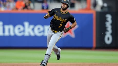 Isiah Kiner-Falefa meets Ralph Kiner’s son for first time in heartfelt moment: ‘Dream come true’