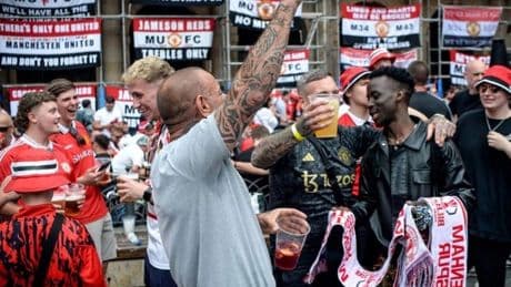 Seguidores de Herri Norte agredieron a un aficionado del Manchester United