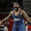 Après la WWE et la NFL, ce champion olympique de lutte va faire ses débuts en MMA
