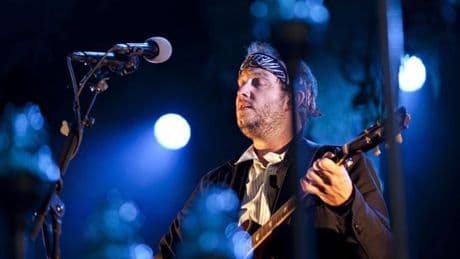 Bon Iver vuelve desde la niebla con 'SABLE, fABLE'