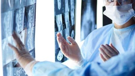 A Osakidetza le faltan 413 médicos, uno de cada tres en la Atención Primaria