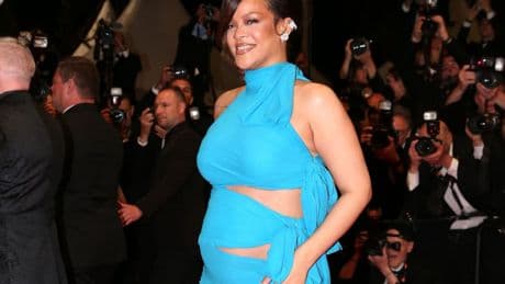 Wird’s wieder ein Junge? - Schwangere Rihanna trägt Babyblau in Cannes