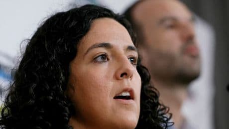 "Les Français ne peuvent plus attendre": LFI déposera une motion de censure dès "le premier jour" de la rentrée parlementaire