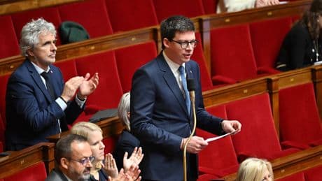 Suspension de la réforme des retraites : une partie de LR ouvre la porte